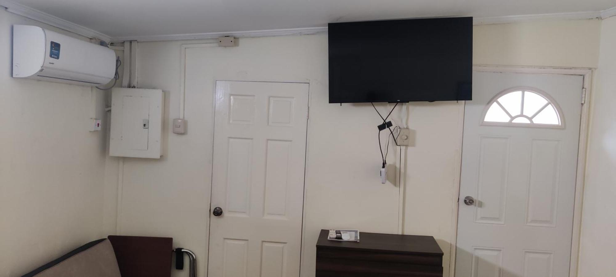 Woodbrook On The Avenue Bed & Breakfast Port of Spain Bagian luar foto