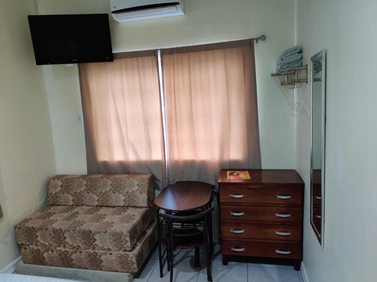 Woodbrook On The Avenue Bed & Breakfast Port of Spain Bagian luar foto